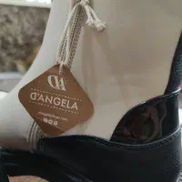 بوت زنانه کرم مشکی سایز 39 40