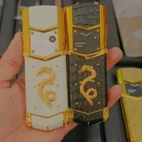 گوشی ساده ورتو دراگون v10 رنگ ثابت ویتنام