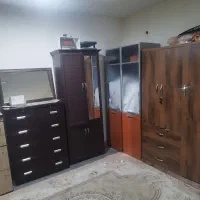 تعدادی کمد به علت جابه جایی