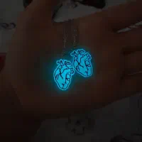 ست گردنبند شب تاب رزینی طرح قلب