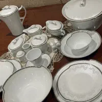 سرویس چینی ۱۸نفره مناسب جهیزیه