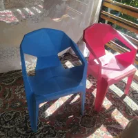صندلی پلاستیکی رنگی