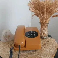تلفن قدیمی سالم وشیک