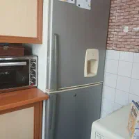 یخچال فریزر سوزان کاملا سالم