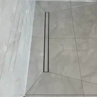 کاشی وسرامیک، سیمان کاری نصب درب بنایی