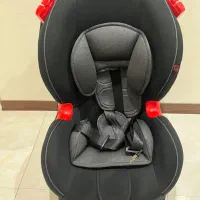 صندلی کودک ماشین در حد نو