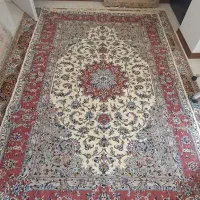 جفت ۶ متری فرش دستبافت نقش تقدیسی حاشیه مسی