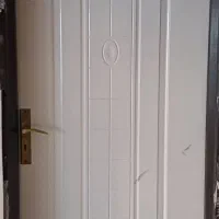 درب اتاق و پذیرایی