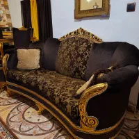 حراج دو دست مبل ۷ نفره همراه با میز