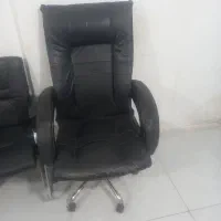 دوتا صندلی مدیریت صندلی اداری
