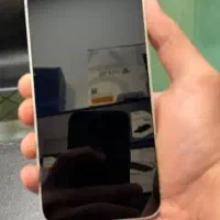 ال سی دی آیفون 13نرمال