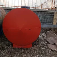 سه عدد مخزن و تانکر فلزی