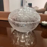 تعدادی ظروف لوکس کریستال و برنجی