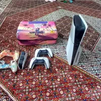 پی اس ۵ یک ترابایت سالم به همراه تمام لوازم جانبب