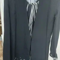 مانتو و پیراهن دخترونه سایز ۳۴ و ۳۲ در حد نو