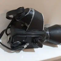 دوربین  هسلبلاد  500c و  نیکون FE  و  FE2