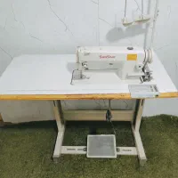 چرخ راسته دوز دینام بزرگ. چرخ خیاطی صنعتی