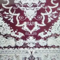 دو عدد فرش در حد زمینه زرشکی ۷۰۰ شانه