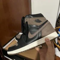 کتونی ایر جردن وان پالومینو  nike aj1 palomino
