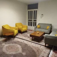 مبل هفت نفره سبک و کمجا +میز و سه عدد میزعسلی