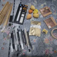 سلام .وسایل طراحی دارم کاملا نو هستن اکثرا