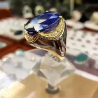 انگشتر یاقوت کبود و سرخ آفریقایی با رکاب سلطنتی