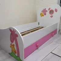 تخت کودک و نوجوان