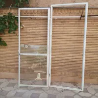 درب شیشه ای و چهارچوب