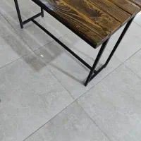 تعدادی میز ونیمکت وصندلی بفروش میرسد