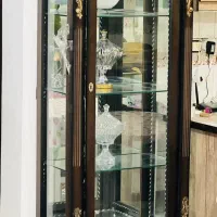 بوفه ویترین کاملا سالم