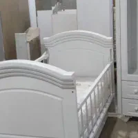 تخت گهواره ای نوزاد