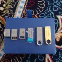 فلش ۳۲گیگ و ۱۶گیگ