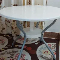 میز گرد هومکت  نو استفاده نشدس