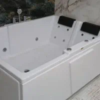 جکوزی دو نفره مدل ۱۶۰ بدنه اکرولیک با شاستی استیل