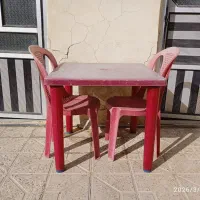 میز و صندلی