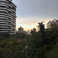 همان چیزی که مشرف به پارک است/۲۰۰متر/ همه جهت نور
