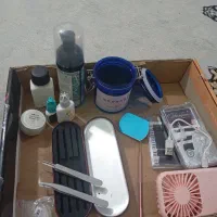 پنس  وجاپنسی مقداری وسایل مژه