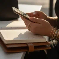 کار آنلاین ویژه خانم ها/باموبایل