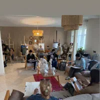 نیازمند مدل خانم