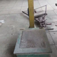 باسکول سنگی قپان و گیره ایستاده