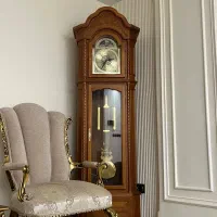 ساعت ایستاده چوبی