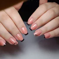 کاشت ناخن