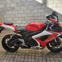 gsxr ۶۰۰ cb r6 r1 cbr
