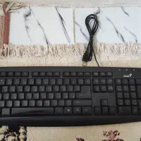کیبورد کامپیوتر سیم‌دار