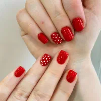 تخفیف ویژه خدمات ناخن هوشنگ مرادی کرمانی