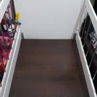 تخت به همراه تشک