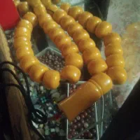 تسبیح سندلوس باستانی بدون همتادرشت وزن۵۰۰گرم