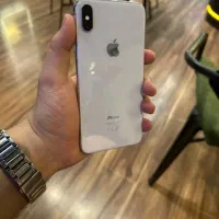آیفون xs