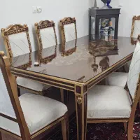 میز غذا خوری  ۸ نفره در حد نو