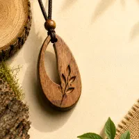 ورکشاپ یک روزه ساخت گردنبندچوبی شهریه ۷۰۰،۰۰۰